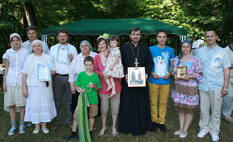 Победители конкурса "Папа, мама, я - православная семья" 